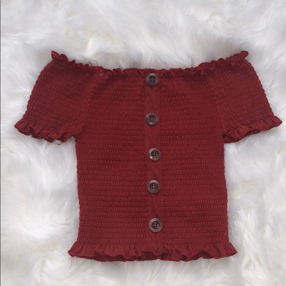 Button down Stretchy top✨ worn once✨